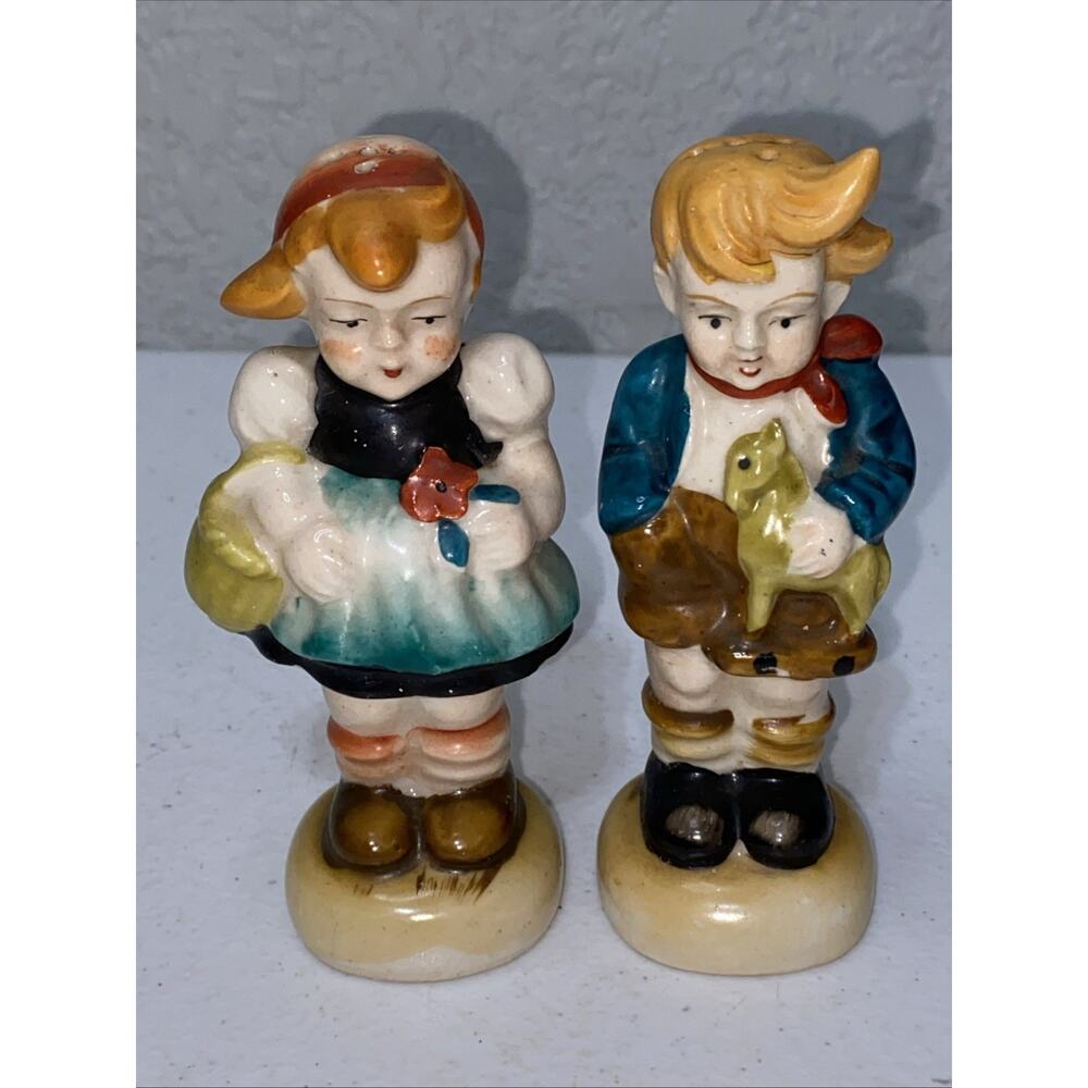 VTG Made In Occupied Japan Porcelain‎ Salt And Pepper Shaker Set Boy & Girl MCM